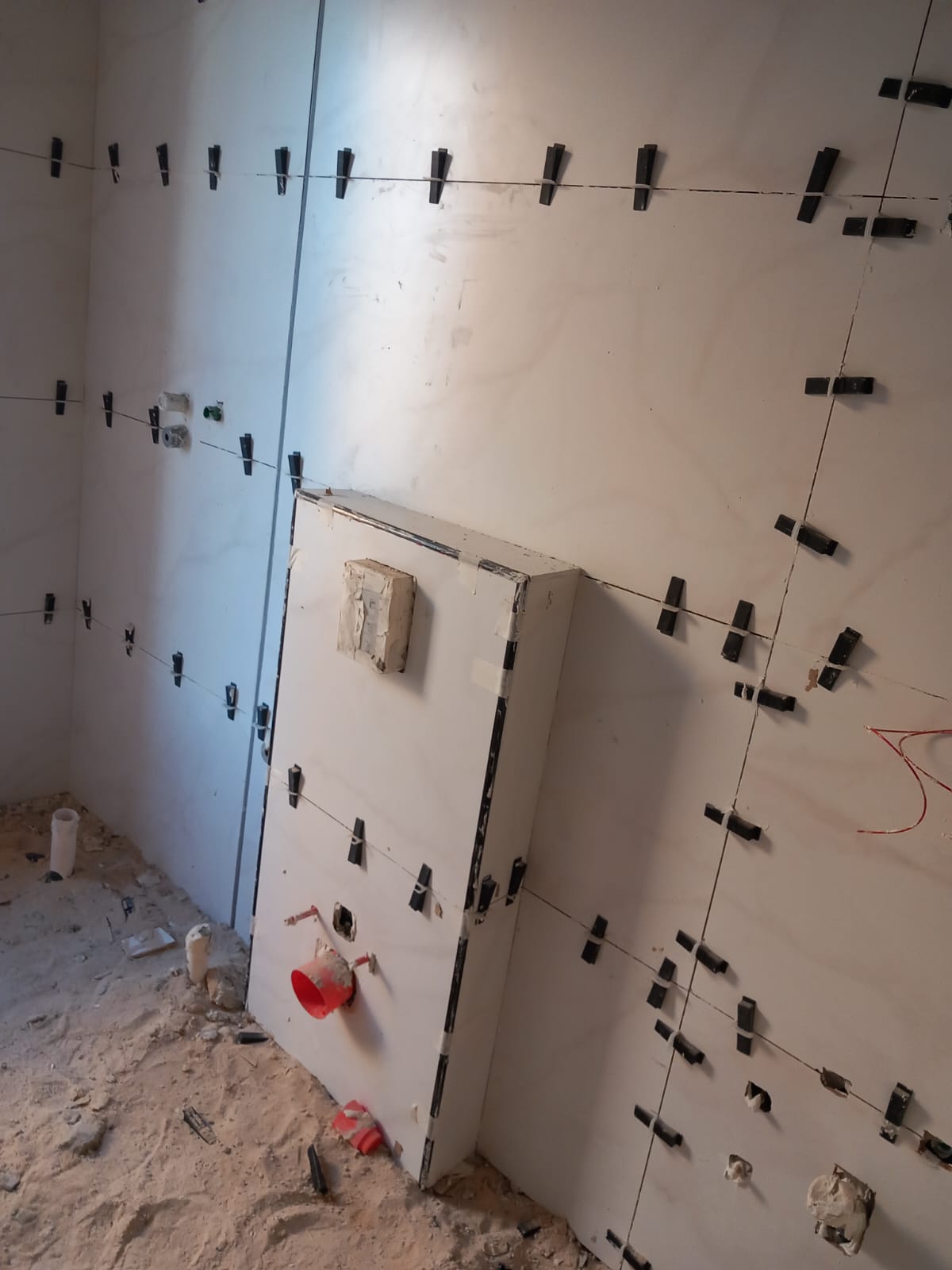 معلم تركيب سيراميك ورخام محترف