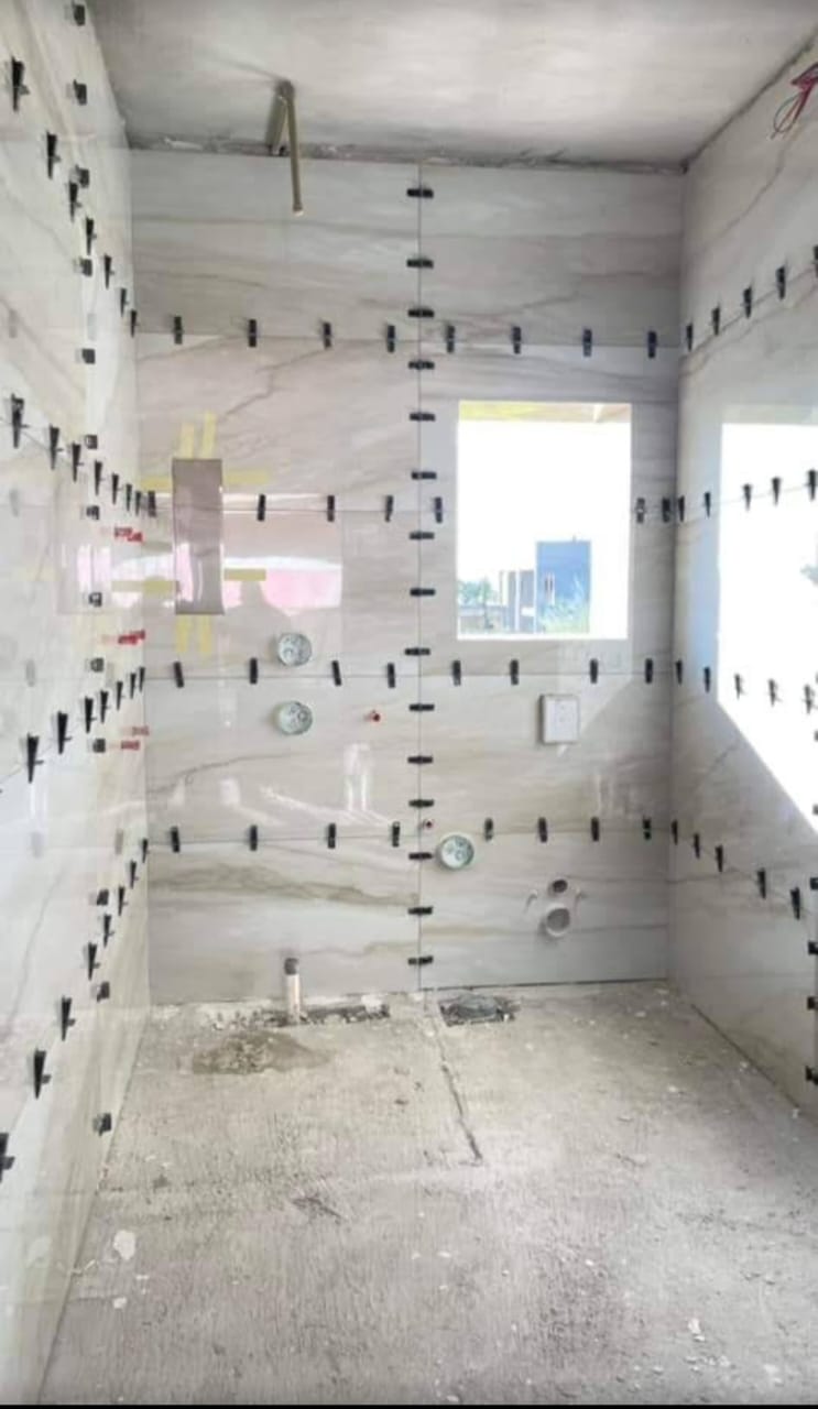 معلم تركيب سيراميك ورخام محترف